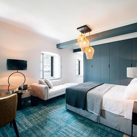 Palazzo Sbutega Bed & Breakfast โกตอร์ ภายนอก รูปภาพ