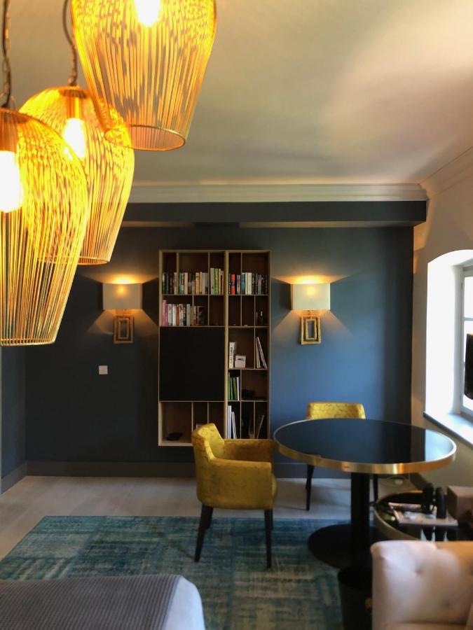Palazzo Sbutega Bed & Breakfast โกตอร์ ภายนอก รูปภาพ